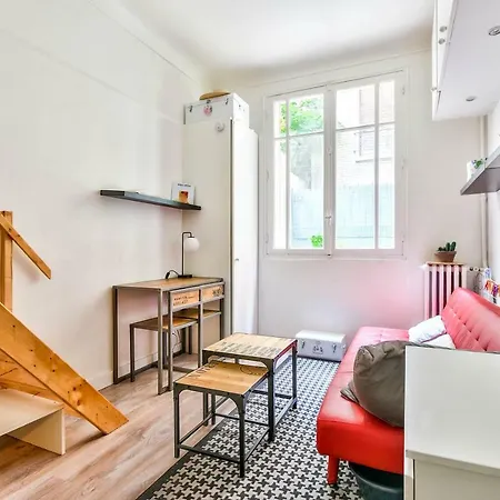 Cosy Studio With A Mezzanine // 15th District \\ Paris
